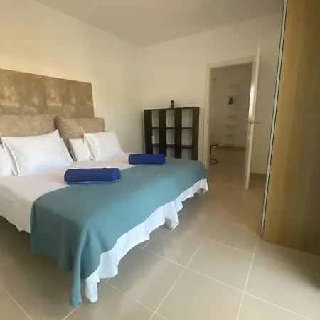 Superbe villa avec piscine privée et vue imprenable sur la mer Mácher