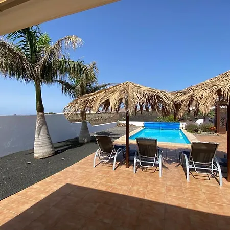 Vila Superb Villa With Private Pool And Breathtaking Sea Views